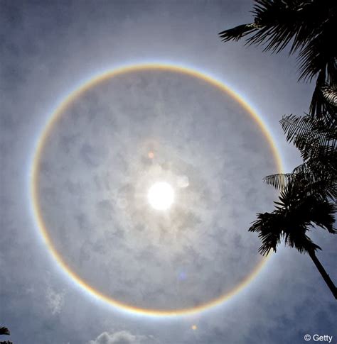 Wait for it: HALO (Optical Phenomenon)