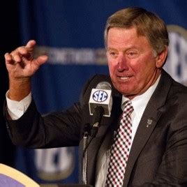 Legendary College Football Coach Steve Spurrier Set for Book Signing Tour