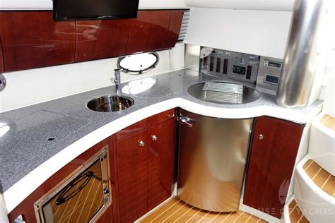 Fairline Targa 40 - House of Yachts