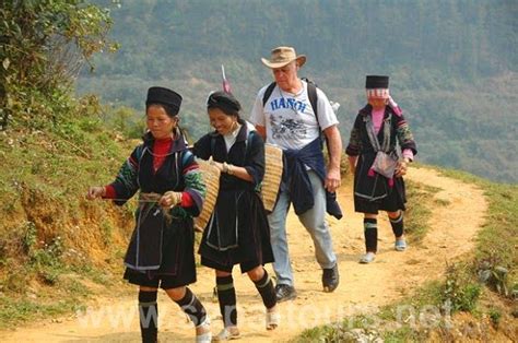 Tour Sapa: The People in Sapa Lao Cai | Trekking tour, Trekking, Vietnam tours