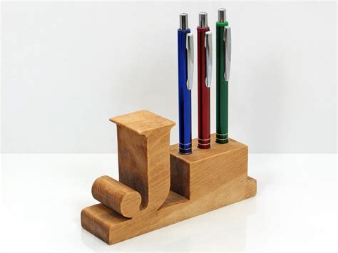 Pen Holder. Personalized wooden desk pen holder with letter