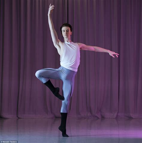 Australian Ballet dancers reveal what it really takes to make it in the industry | Daily Mail Online