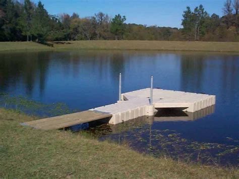 Stock Pond Floating Docks