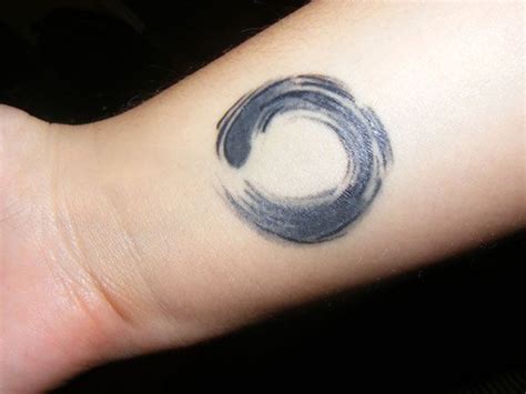 Circle Of Life Enso Tattoo | Best tattoo design ideas