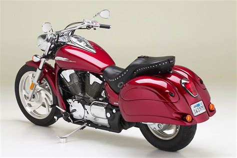 Corbin Motorcycle Seats & Accessories | Honda VTX 1300 | 800-538-7035