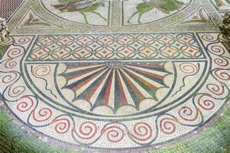 Littlecote Roman Villa and its amazing mosaic