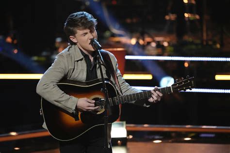 Blake Shelton Eliminates 17-Year-Old Carson Peters From 'The Voice'