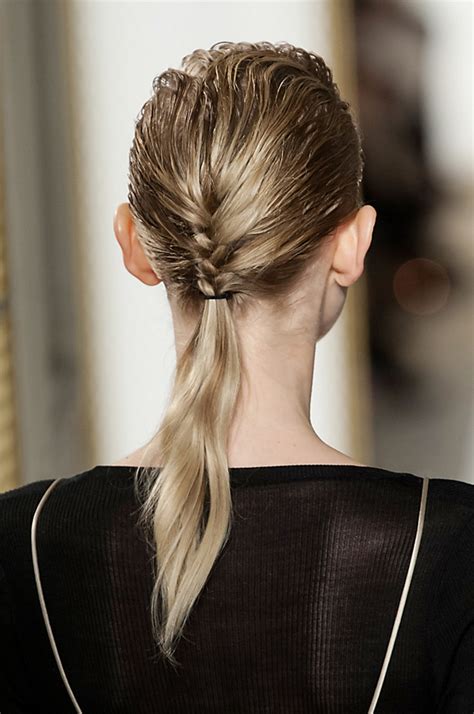 5 Ponytail Hairstyles You Can Wear Anywhere | StyleCaster