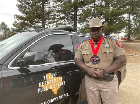 Texas trooper medals in bench press event at international powerlifting ...