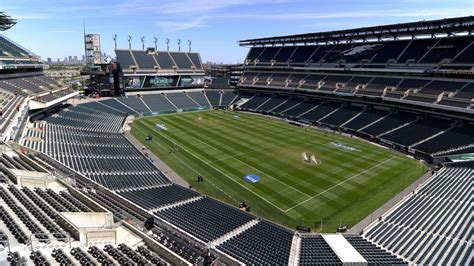 The Linc - Lincoln Financial Field named the best stadium experience in ...