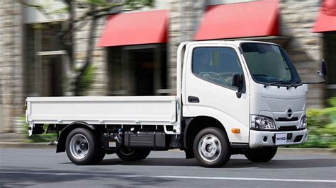 Hino halts Dutro truck shipments as more testing fraud revealed - EconoTimes