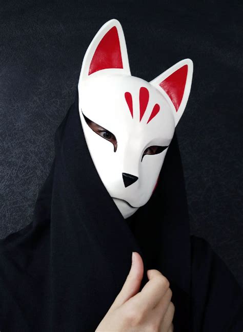 Kitsune mask. Demon mask. Fox mask. Japanese fox. Japan culture. kitsune girl. Anime. Cosplay ...