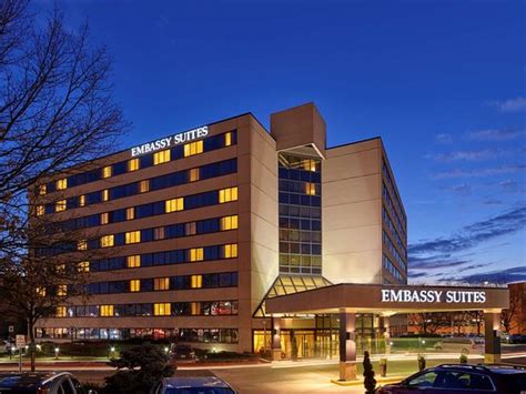 Embassy Suites by Hilton Tysons Corner $110 ($̶1̶2̶9̶) - UPDATED 2018 ...