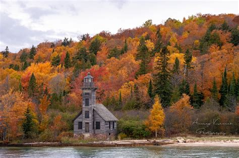 ITAP of Fall Colors in Upper Peninsula, Northern Michigan. [OC] : r ...