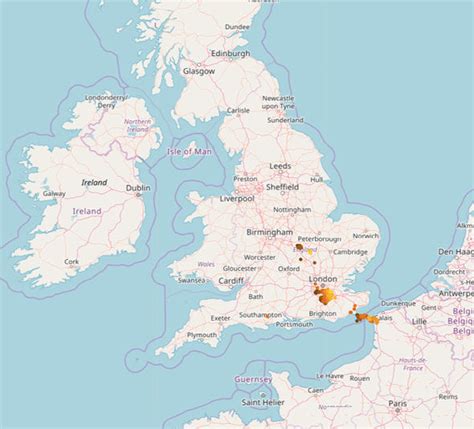 UK lightning map LIVE: London struck by lightning storm - Where will it ...