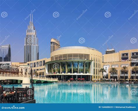 Downtown Dubai - View of Dubai Mall Exterior and Dubai Fountain - City Attractions Editorial ...