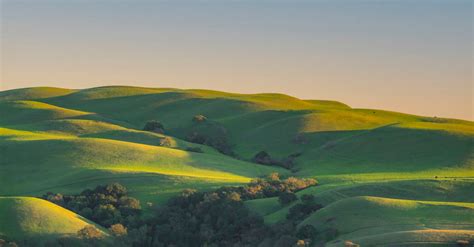 Rolling Landscape with Green Hills · Free Stock Photo