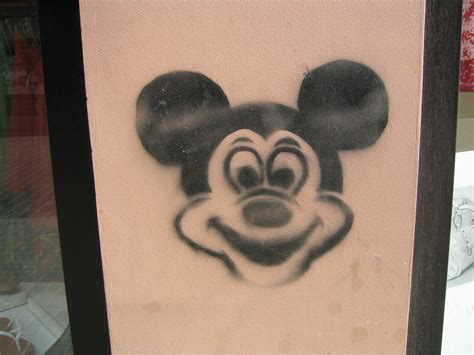 Mickey Mouse graffiti - Imagui