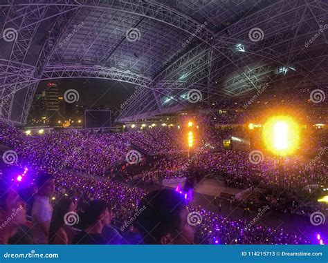 Coldplay concert. editorial stock photo. Image of singapore - 114215713