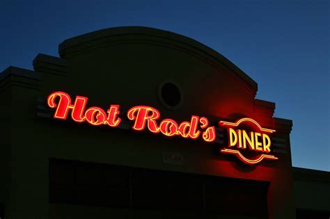 Neon Signs - Modern SignsModern Signs