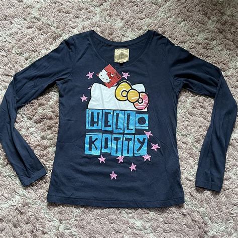 official sanrio hello kitty long sleeve top🫶 never... - Depop