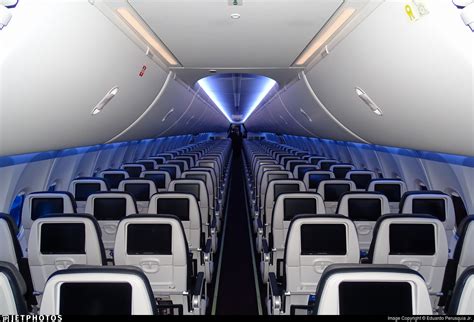 Boeing 737 Max Interior / Boeing 737 How The Most Successful Aircraft ...