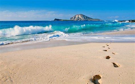 beach, Sea, Waves, Footprints Wallpapers HD / Desktop and Mobile Backgrounds