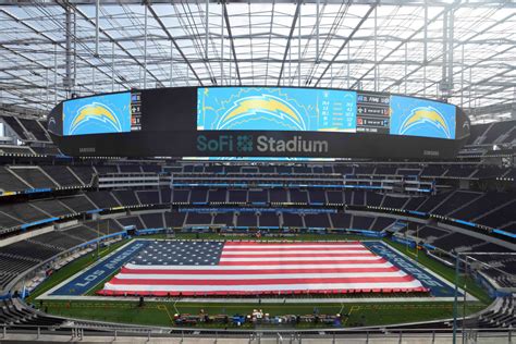 Live In-Game Updates: Los Angeles Chargers vs. Las Vegas Raiders Week 1 ...