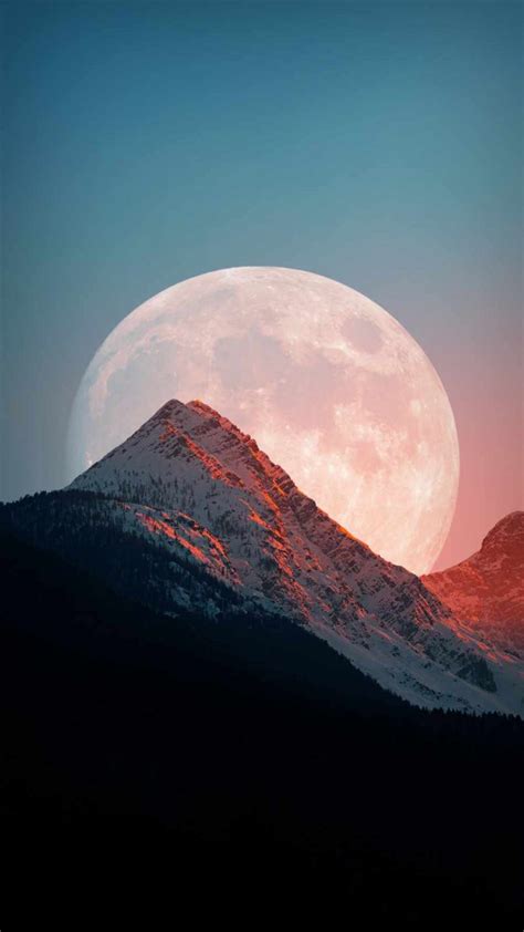 Super Moon 4K iPhone Wallpaper - iPhone Wallpapers