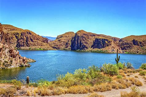 Canyon Lake on Apache Trail Scenic Drive Photograph by Gestalt Imagery - Fine Art America