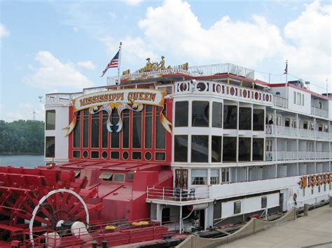 Mississippi River Steamboats | Scenic Pathways