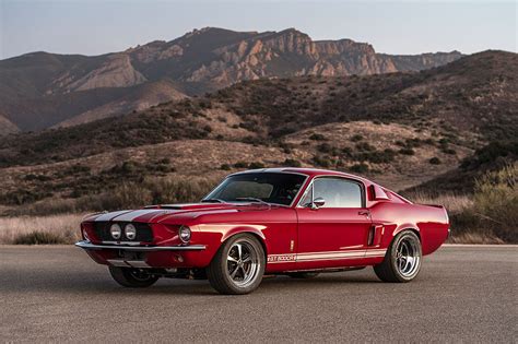 Carbon-Fiber 1967 Shelby GT500 Isn't Your Typical Ford Mustang ...