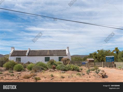 MCGREGOR SOUTH AFRICA Image & Photo (Free Trial) | Bigstock