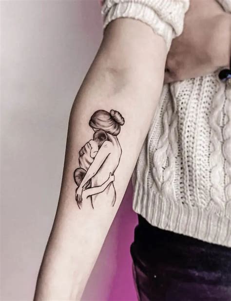 40 Beautiful Mom Tattoos To Honor Mother's Love - Our Mindful Life