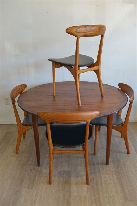 Related image | Danish modern dining set, Danish modern dining room, Dining room chairs modern