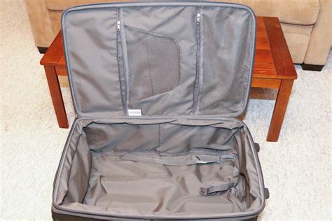 Two-Piece Eddie Bauer Luggage Set | EBTH