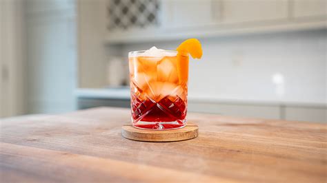 13 Best Highball Cocktails to Drink