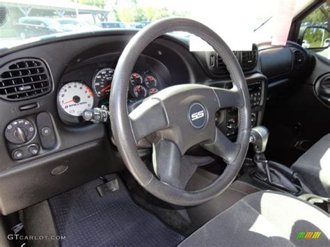 2008 Chevrolet TrailBlazer SS interior Photo #48030221 | GTCarLot.com