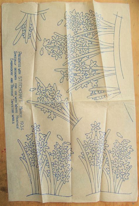 Vintage Floral Iron-on Transfer - Embroidery Pattern