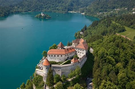 Visiting Bled Castle – Amsbeagle.com