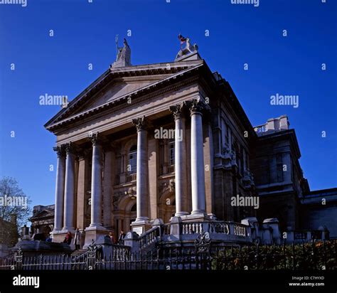 Sherlock Holmes in London Stock Photo - Alamy