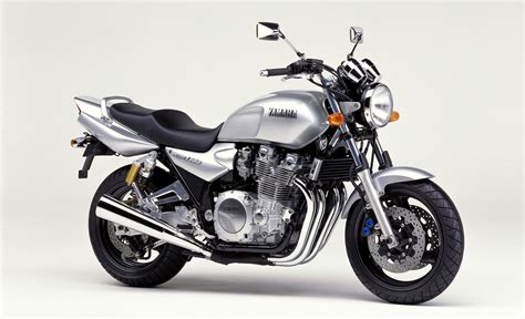 1999 to 2001 Yamaha XJR1300 series model history timelines