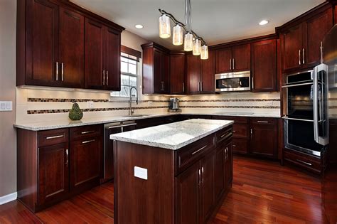 Dakota Mahogany Kitchen Cabinets | Prefinished Cabinets