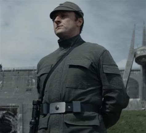 I’m wanting to make a Imperial army trooper uniform from Andor ...