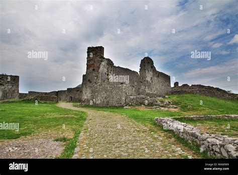 Shkodra Castle in Albania, Balkan Stock Photo - Alamy