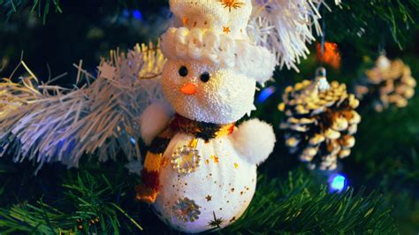 1920x1080 Resolution snowman, christmas decorations, branches 1080P ...