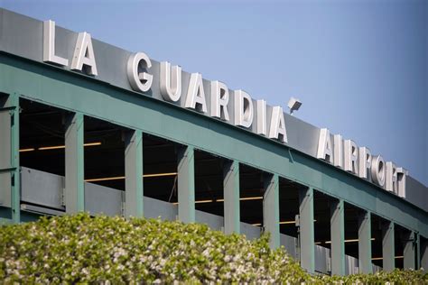 How to Survive LaGuardia Airport Construction - Condé Nast Traveler