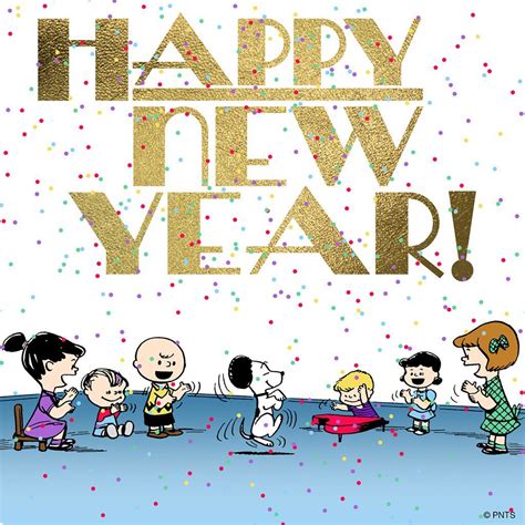 PEANUTS on Twitter | Snoopy, Snoopy pictures, Snoopy new year