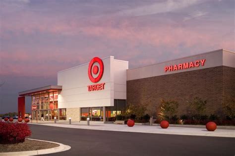 Target Hours - what time does target close or open?