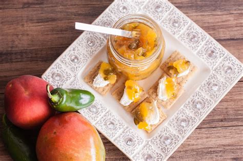 Chef Tess Bakeresse: Peach Mango Jalapeno Jam